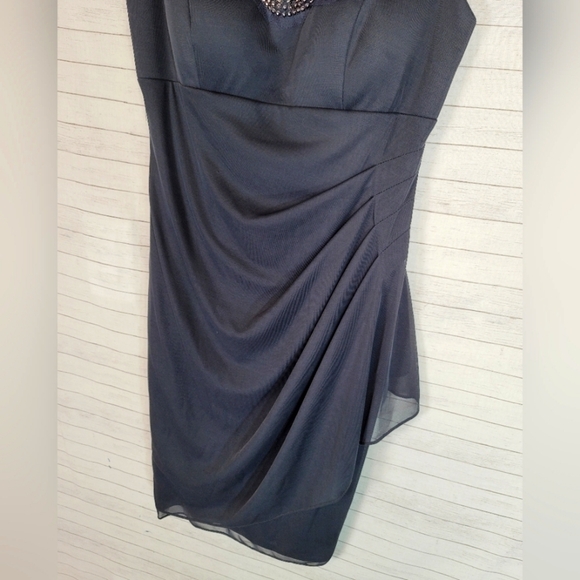 XSCAPE Embellished Chiffon Sheath Dress in Grey w Golden Bronze Beading, sz 6 - Picture 5 of 14